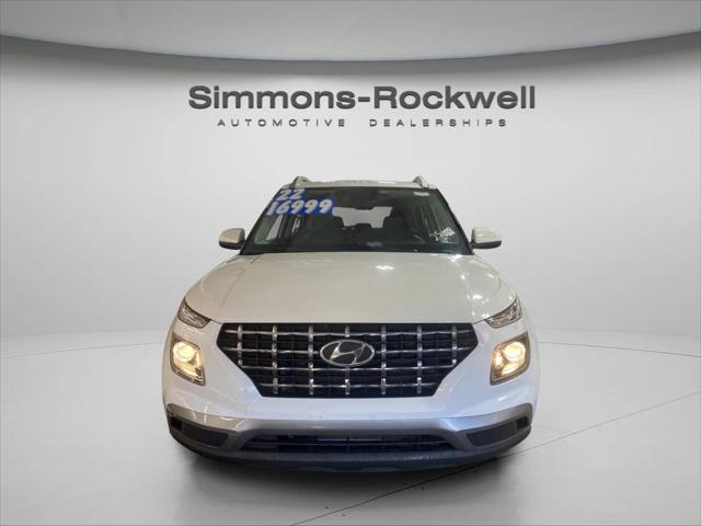 2022 Hyundai Venue SEL
