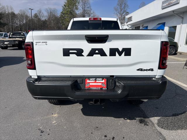 2025 RAM 2500 Tradesman Crew Cab 4x4 8 Box