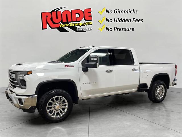 2025 Chevrolet Silverado 3500HD 4WD Crew Cab Standard Bed LTZ