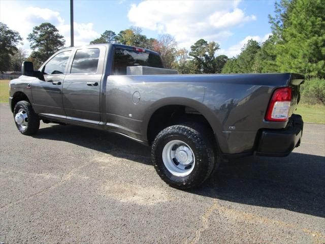 2024 RAM 3500 Tradesman Crew Cab 4x4 8 Box 2024 RAM 3500 Tradesman Crew Cab 4x4 8 Box
