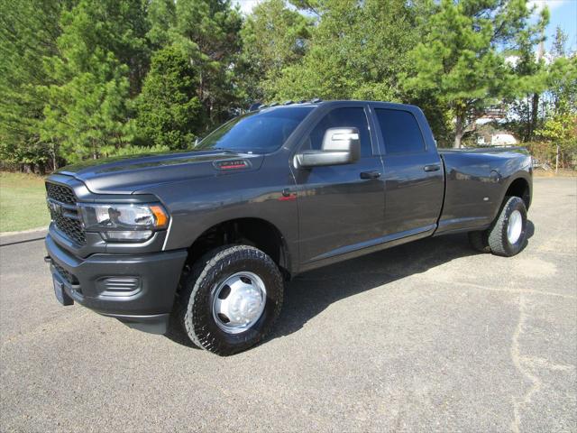2024 RAM 3500 Tradesman Crew Cab 4x4 8 Box 2024 RAM 3500 Tradesman Crew Cab 4x4 8 Box