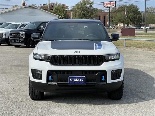 2022 Jeep Grand Cherokee 4xe Trailhawk 2022 Jeep Grand Cherokee 4xe Trailhawk