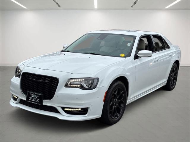 2022 Chrysler 300 Touring L AWD