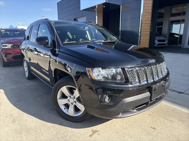 2017 Jeep Compass Latitude 4x4 2017 Jeep Compass Latitude 4x4