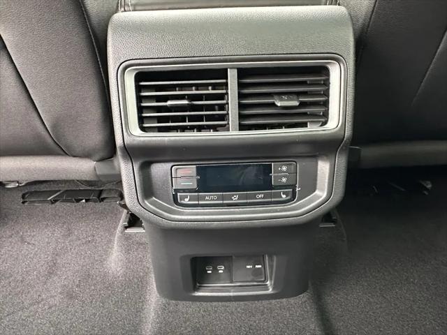 2026 Volkswagen Atlas SEL Premium R-Line