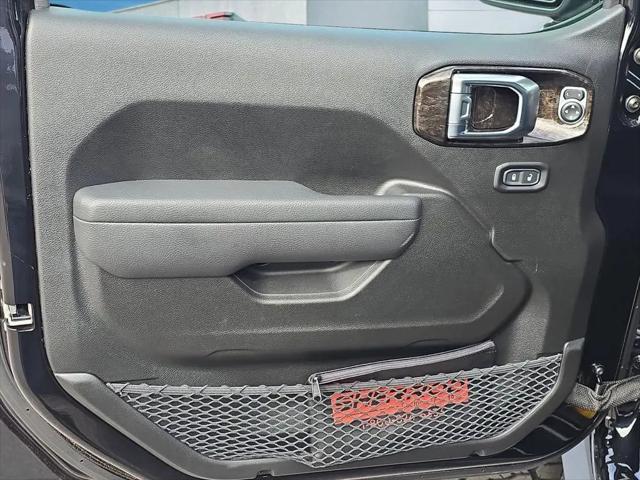 2025 Jeep Wrangler 4-Door Willys 4x4