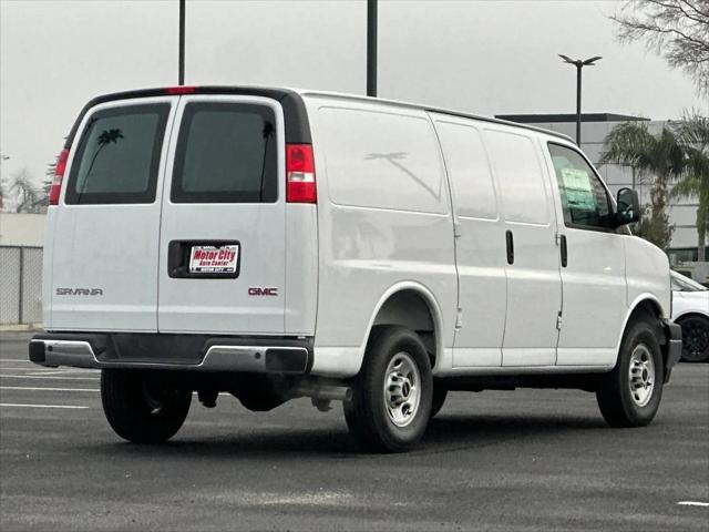 2025 GMC Savana Cargo RWD 3500 Regular Wheelbase Work Van