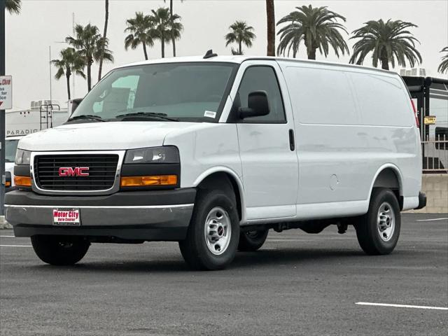 2025 GMC Savana Cargo RWD 3500 Regular Wheelbase Work Van