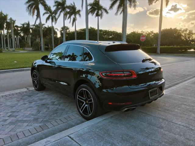 2018 Porsche Macan Turbo