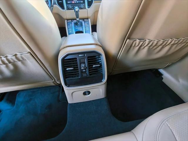 2018 Porsche Macan Turbo