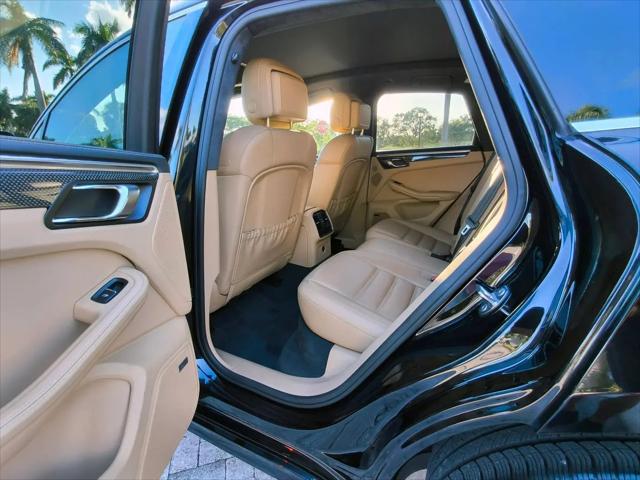 2018 Porsche Macan Turbo