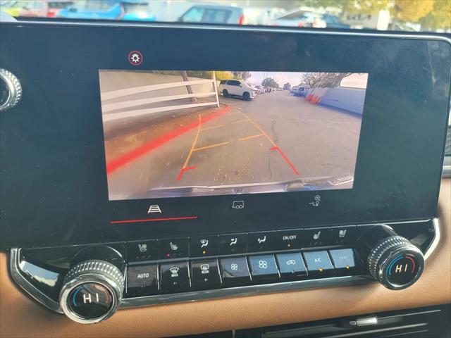 2024 GMC Canyon 4WD AT4