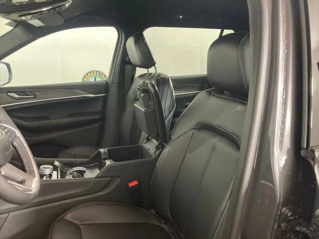 2025 Jeep Grand Cherokee L Limited 4x4