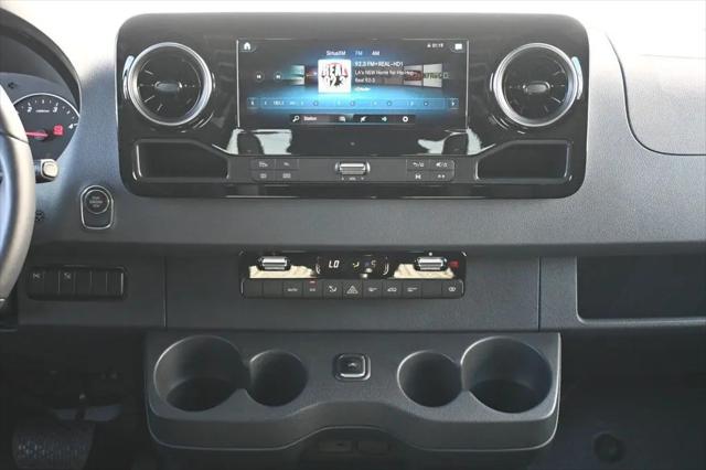 2022 Mercedes-Benz Sprinter 2500 Standard Roof V6