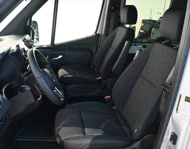 2022 Mercedes-Benz Sprinter 2500 Standard Roof V6