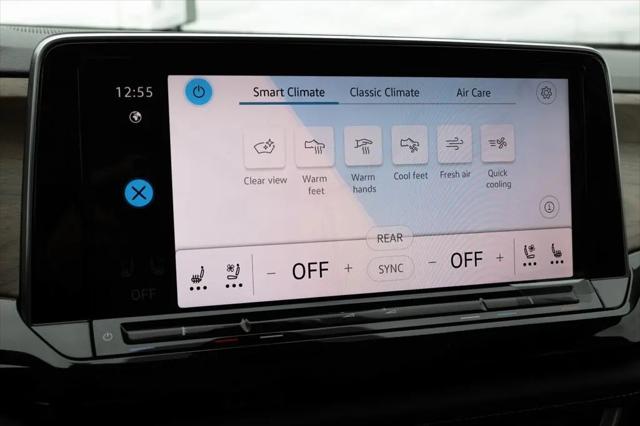 2026 Volkswagen Atlas SE with Technology
