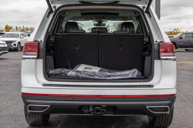 2026 Volkswagen Atlas SE with Technology