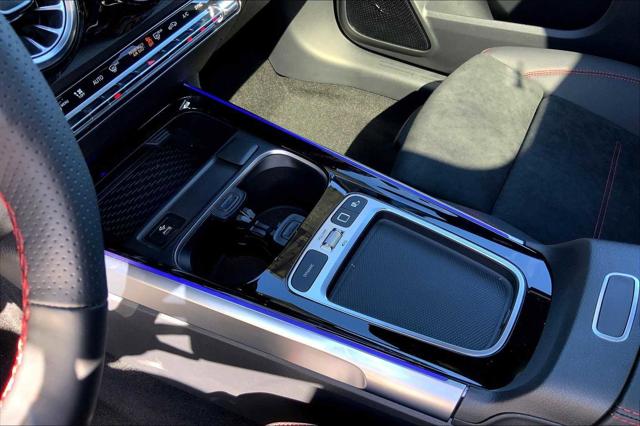 2026 Mercedes-Benz GLB 4MATIC