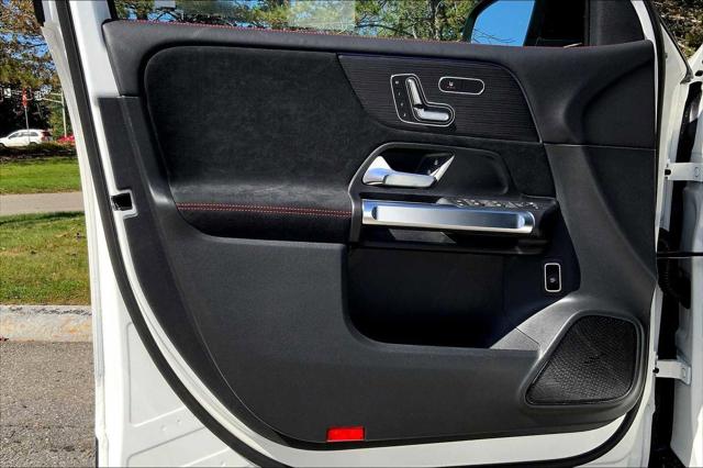 2026 Mercedes-Benz GLB 4MATIC