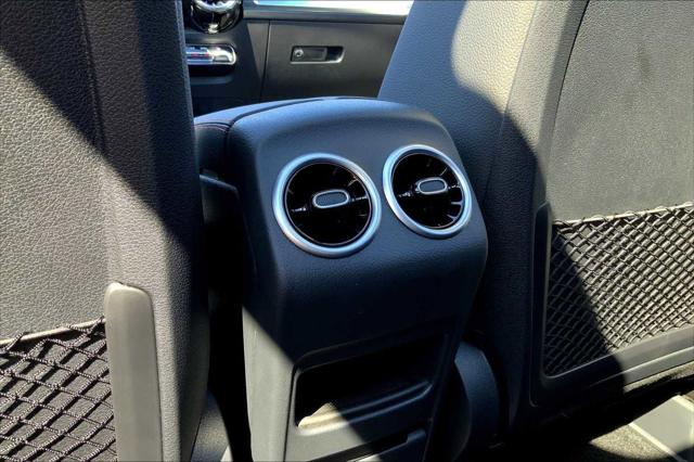 2026 Mercedes-Benz GLB 4MATIC