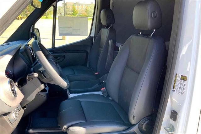 2026 Mercedes-Benz Sprinter Cargo Van Standard Roof 4-Cyl Diesel HO
