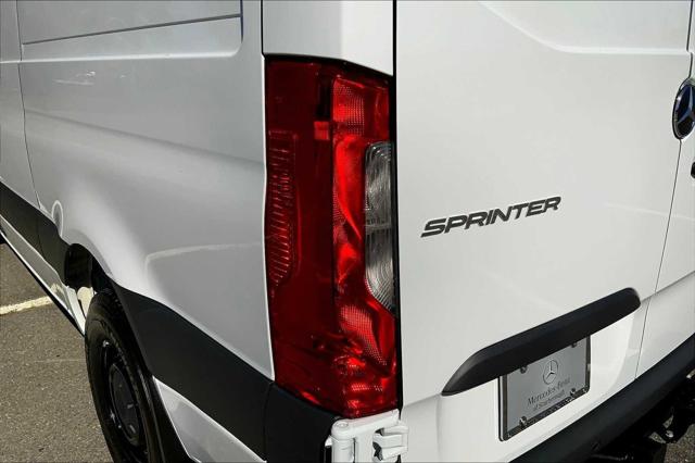 2026 Mercedes-Benz Sprinter Cargo Van Standard Roof 4-Cyl Diesel HO