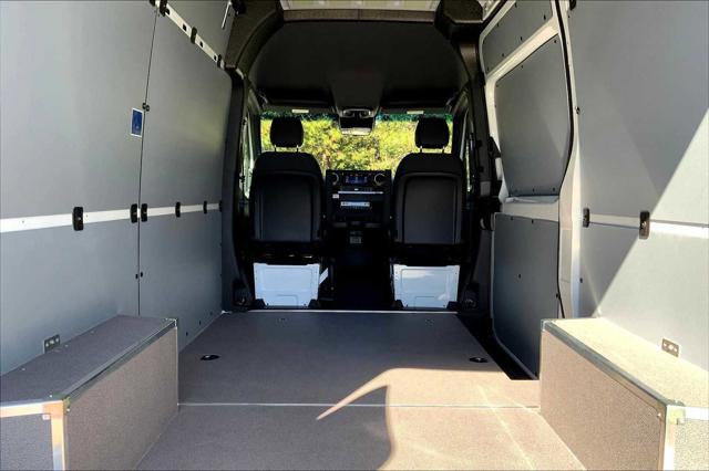 2026 Mercedes-Benz Sprinter Cargo Van Standard Roof 4-Cyl Diesel HO