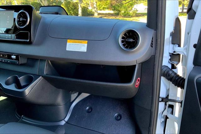 2026 Mercedes-Benz Sprinter Cargo Van Standard Roof 4-Cyl Diesel HO