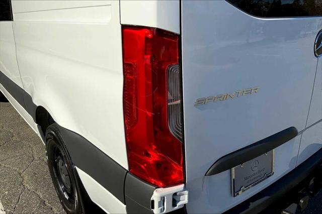 2026 Mercedes-Benz Sprinter Crew Van Standard Roof 4-Cyl Diesel HO
