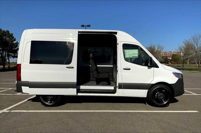 2026 Mercedes-Benz Sprinter Crew Van Standard Roof 4-Cyl Diesel HO