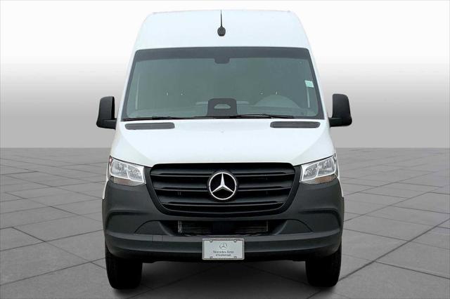 2026 Mercedes-Benz Sprinter Crew Van Standard Roof 4-Cyl Diesel HO