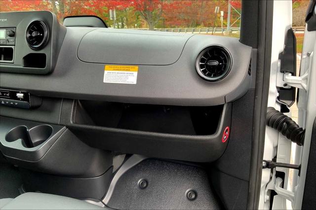 2026 Mercedes-Benz Sprinter Crew Van Standard Roof 4-Cyl Diesel HO