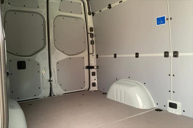 2026 Mercedes-Benz Sprinter Cargo Van Standard Roof 4-Cyl Diesel HO