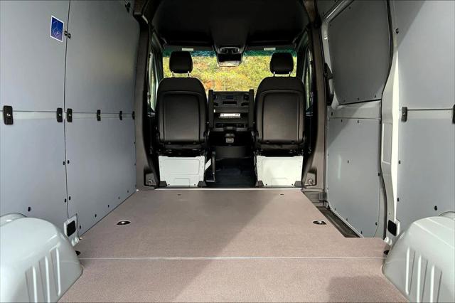 2026 Mercedes-Benz Sprinter Cargo Van Standard Roof 4-Cyl Diesel HO