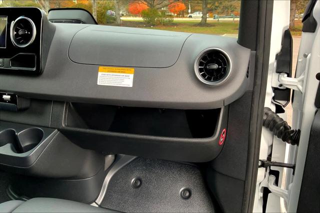 2026 Mercedes-Benz Sprinter Cargo Van Standard Roof 4-Cyl Diesel HO