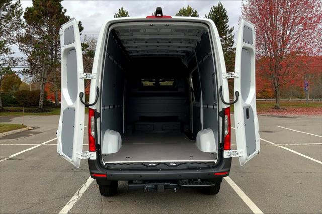 2026 Mercedes-Benz Sprinter Cargo Van Standard Roof 4-Cyl Diesel HO