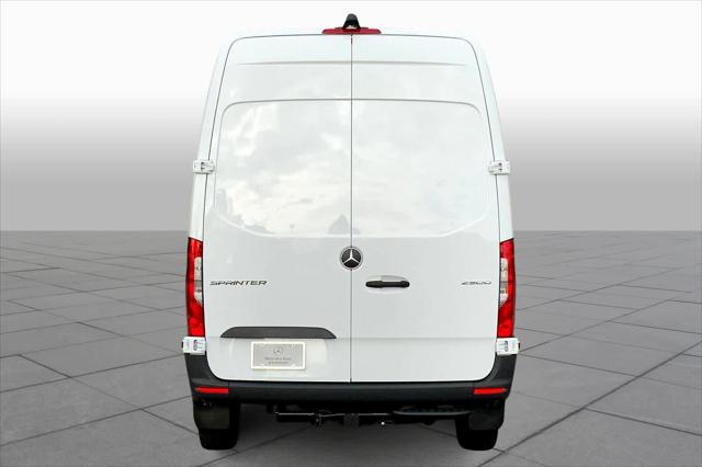 2026 Mercedes-Benz Sprinter Cargo Van Standard Roof 4-Cyl Diesel
