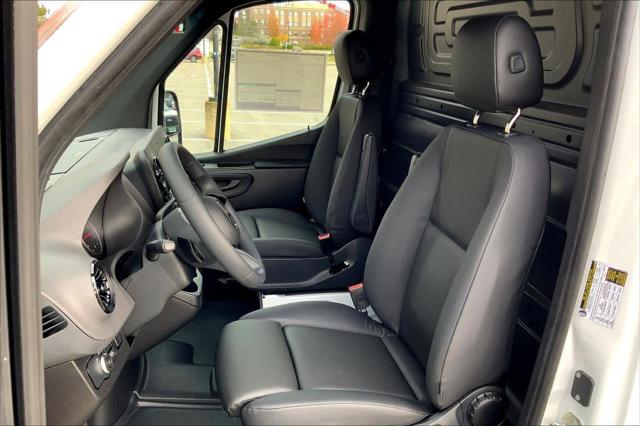 2026 Mercedes-Benz Sprinter Cargo Van Standard Roof 4-Cyl Diesel