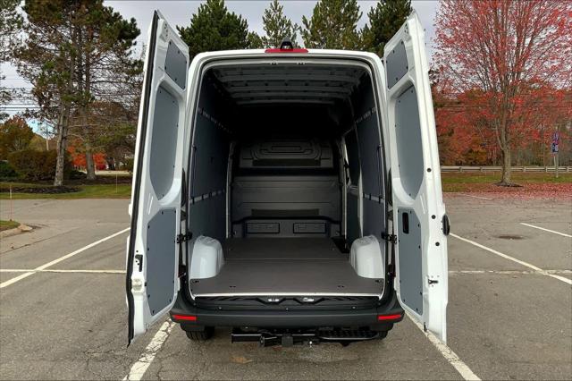 2026 Mercedes-Benz Sprinter Cargo Van Standard Roof 4-Cyl Diesel