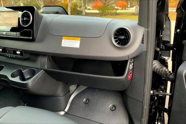 2026 Mercedes-Benz Sprinter Cargo Van Standard Roof 4-Cyl Diesel HO