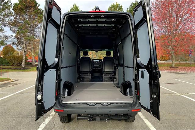 2026 Mercedes-Benz Sprinter Cargo Van Standard Roof 4-Cyl Diesel HO