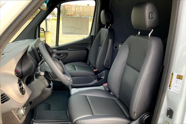 2026 Mercedes-Benz Sprinter Cargo Van Standard Roof 4-Cyl Diesel HO