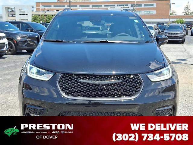 2025 Chrysler Pacifica Limited AWD