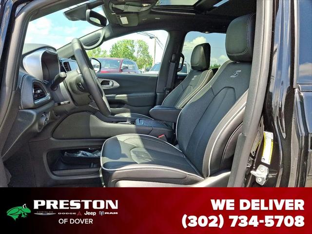 2025 Chrysler Pacifica Limited AWD