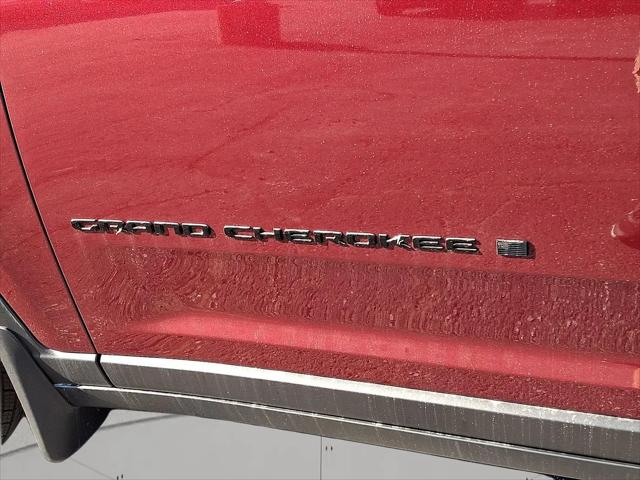 2025 Jeep Grand Cherokee Altitude X 4x4