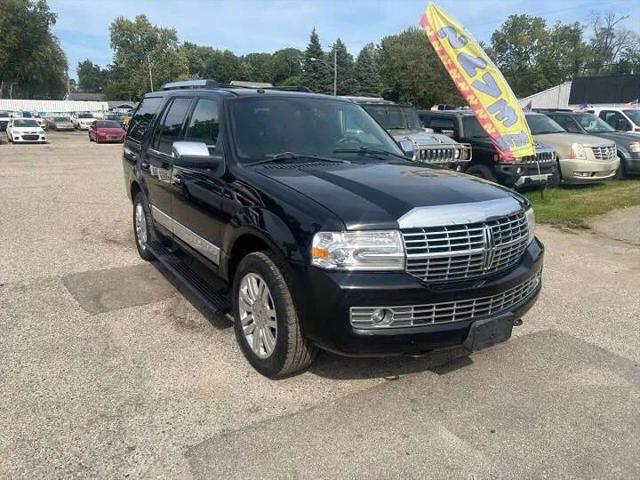 2011 Lincoln Navigator Base