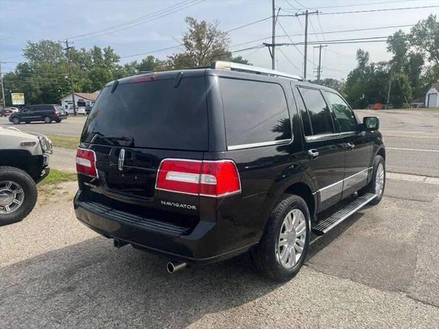 2011 Lincoln Navigator Base