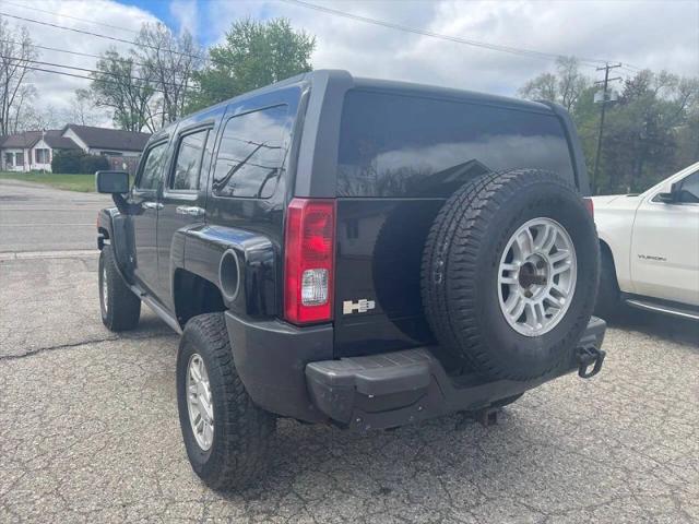 2008 HUMMER H3 Base