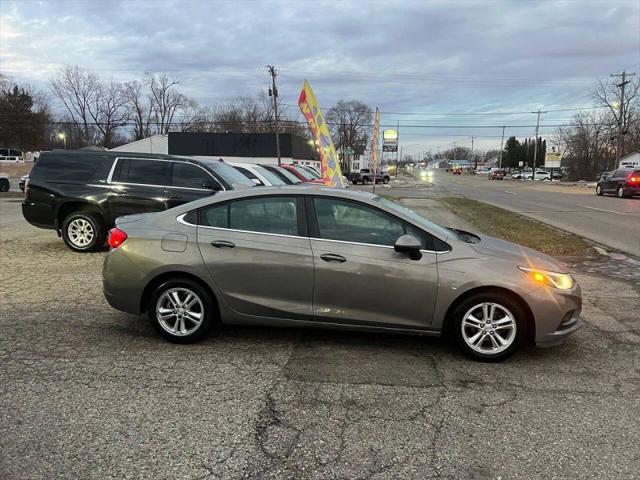 2017 Chevrolet Cruze LT Auto