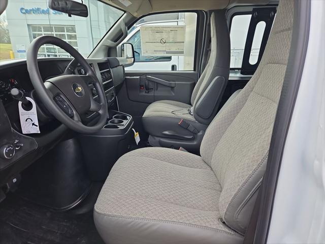 2025 Chevrolet Express Cargo Van RWD 2500 Regular Wheelbase WT